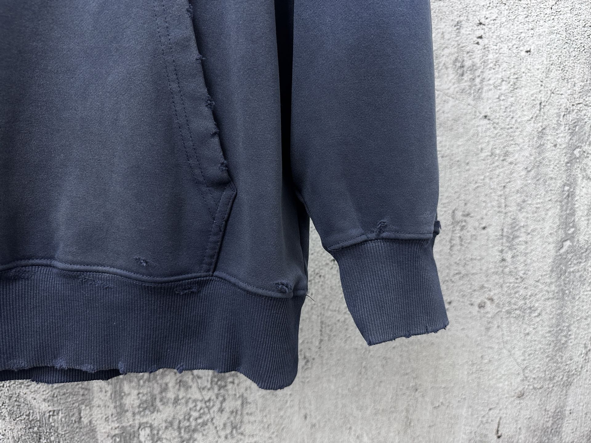 Balenciaga Unisex Sweatshirt Size S-XL