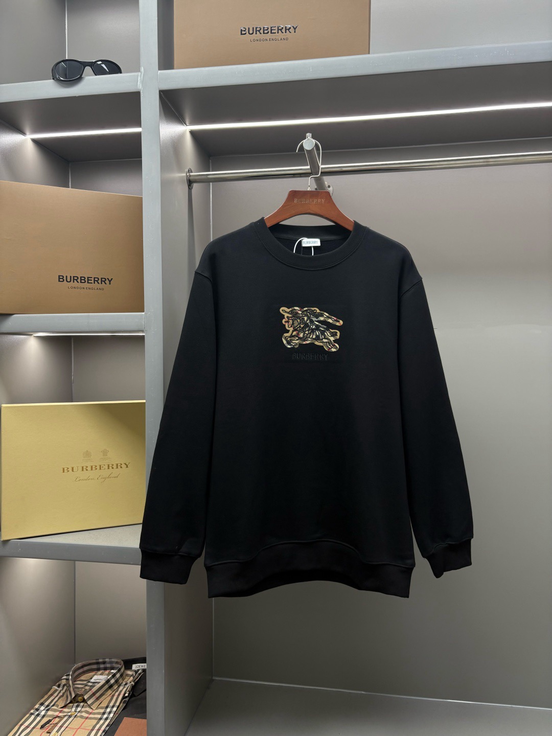 Burberry Unisex Sweatshirt Size S-XXL