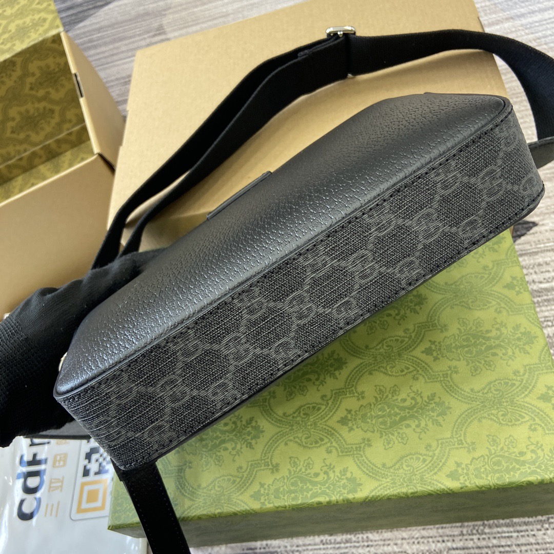 Gucci Kleine GG Shoulder Bags Size 16.5*24*4.5cm