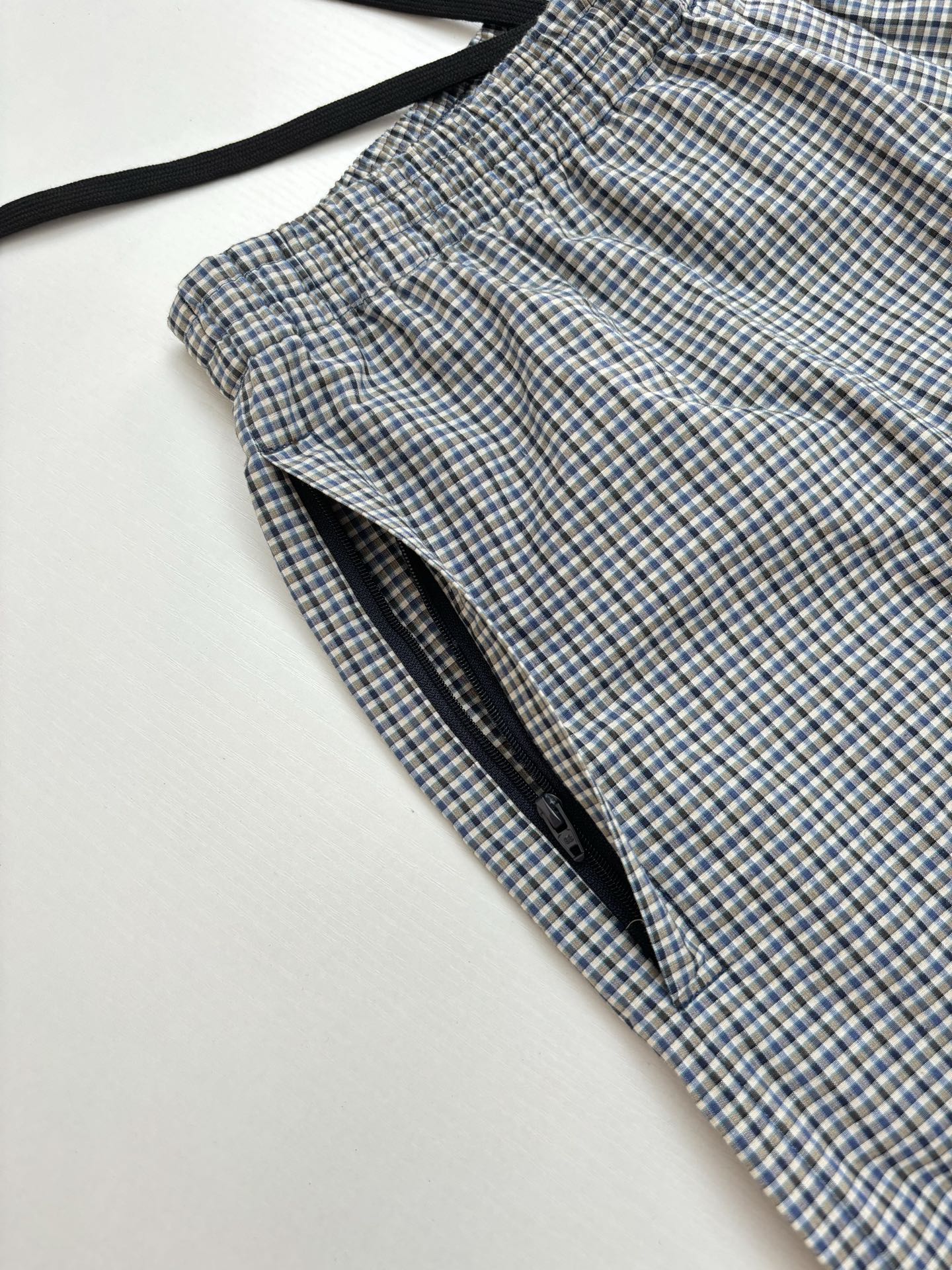 Balenciaga Plaid trousers Size S-L