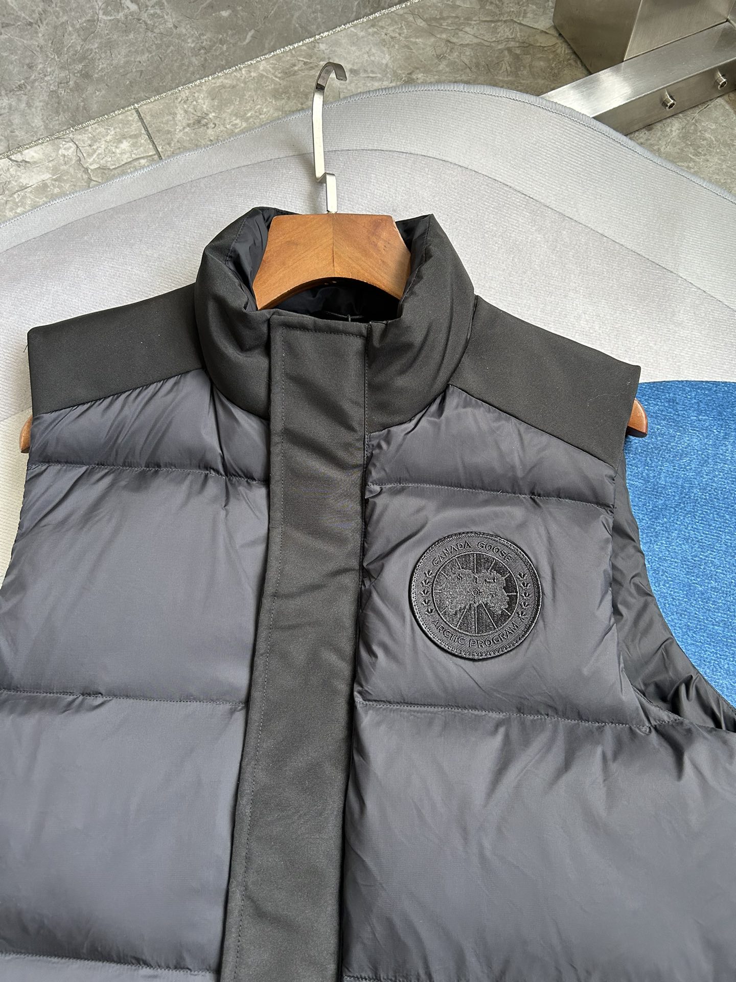 Canada Goose Paradigm Freestyle Vest-WD Men Winter Vest Size XS-XXL
