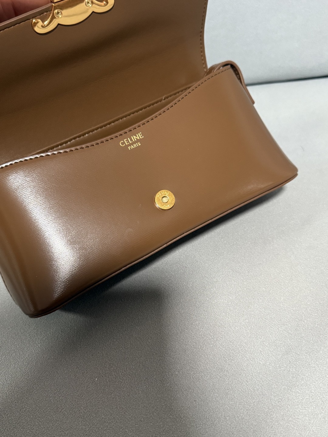 Celine 25ss Lulu Shoulder Bags Size 24*11.5*8cm