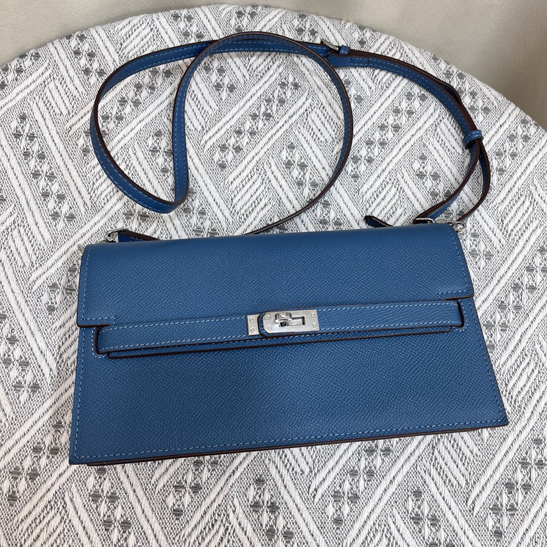 Hermes Elan Shoulder Bags Size 24cm