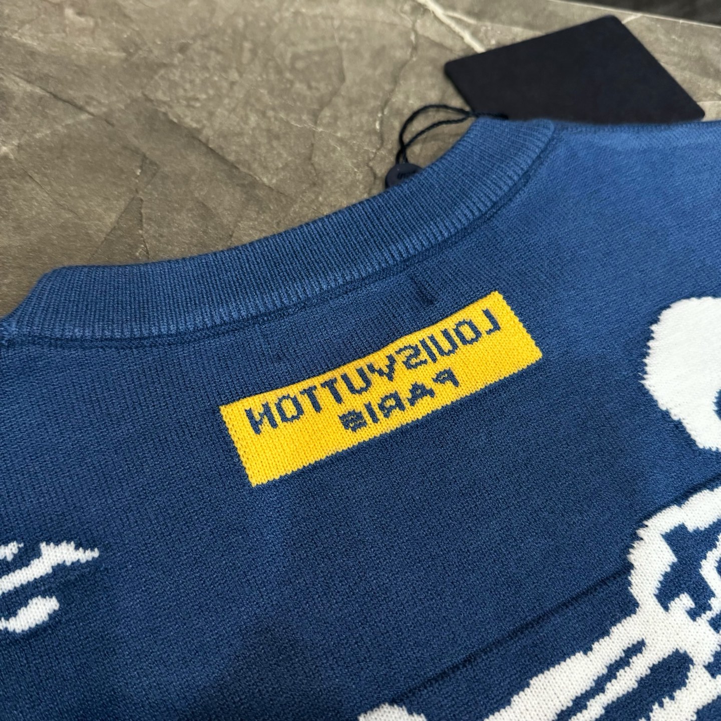 Louis Vuitton Unisex Sweatshirt Size S-XL