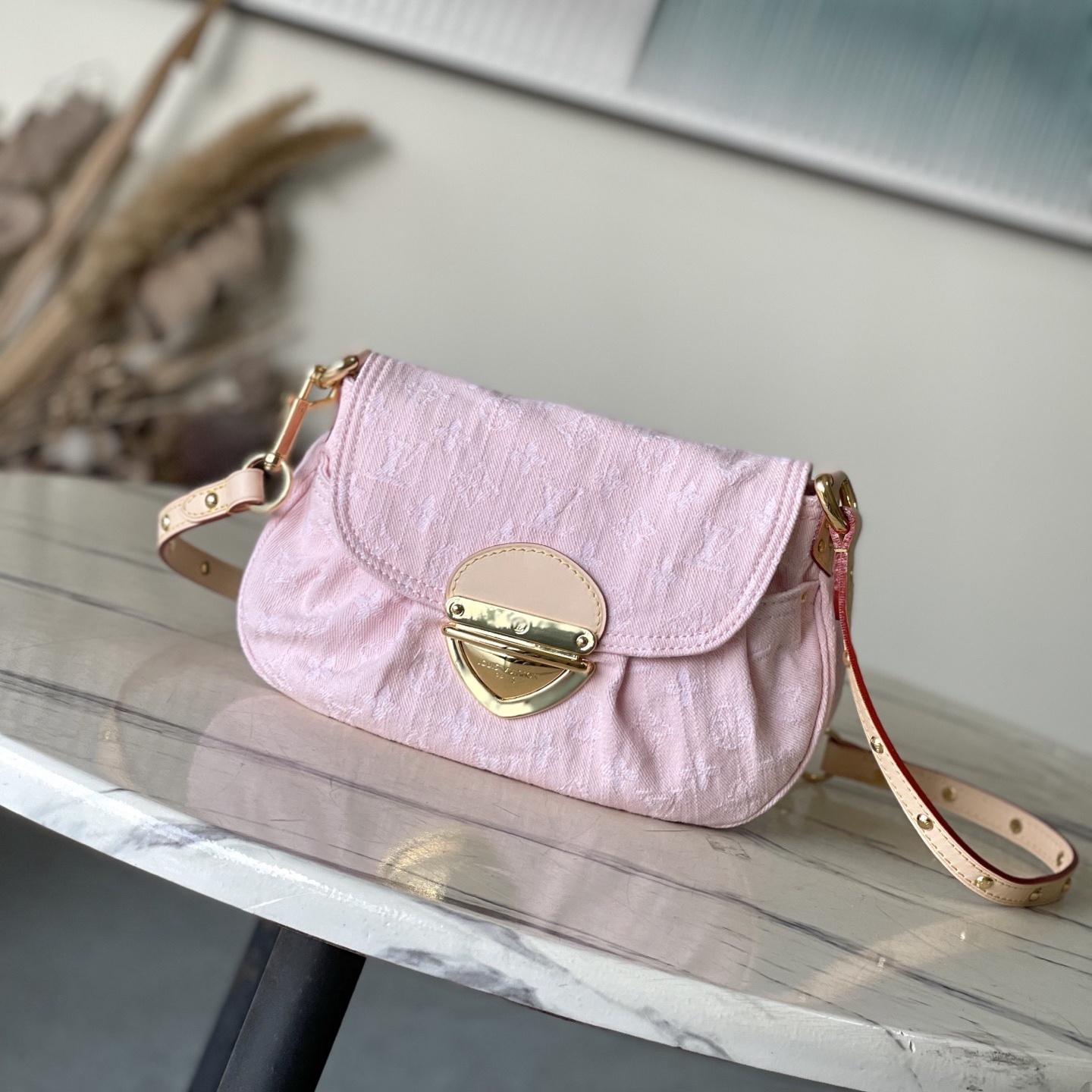 Louis Vuitton M13347 Women Shoulder Bag Size 27*18*3cm