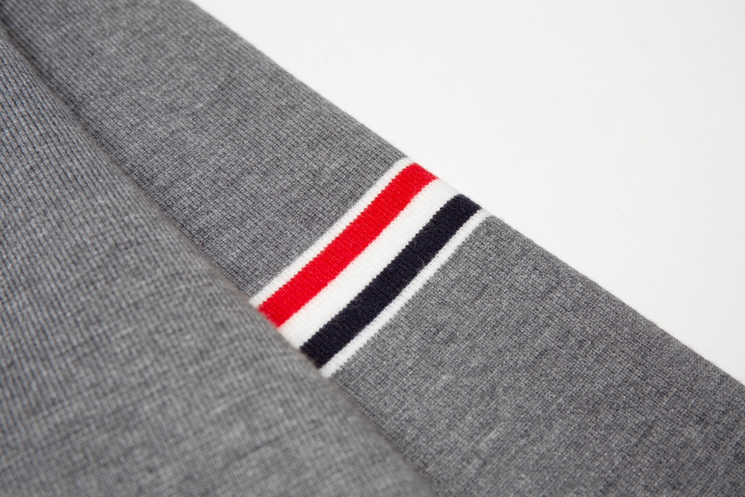 Thom Browne Unisex Sweatshirt Size S-XL