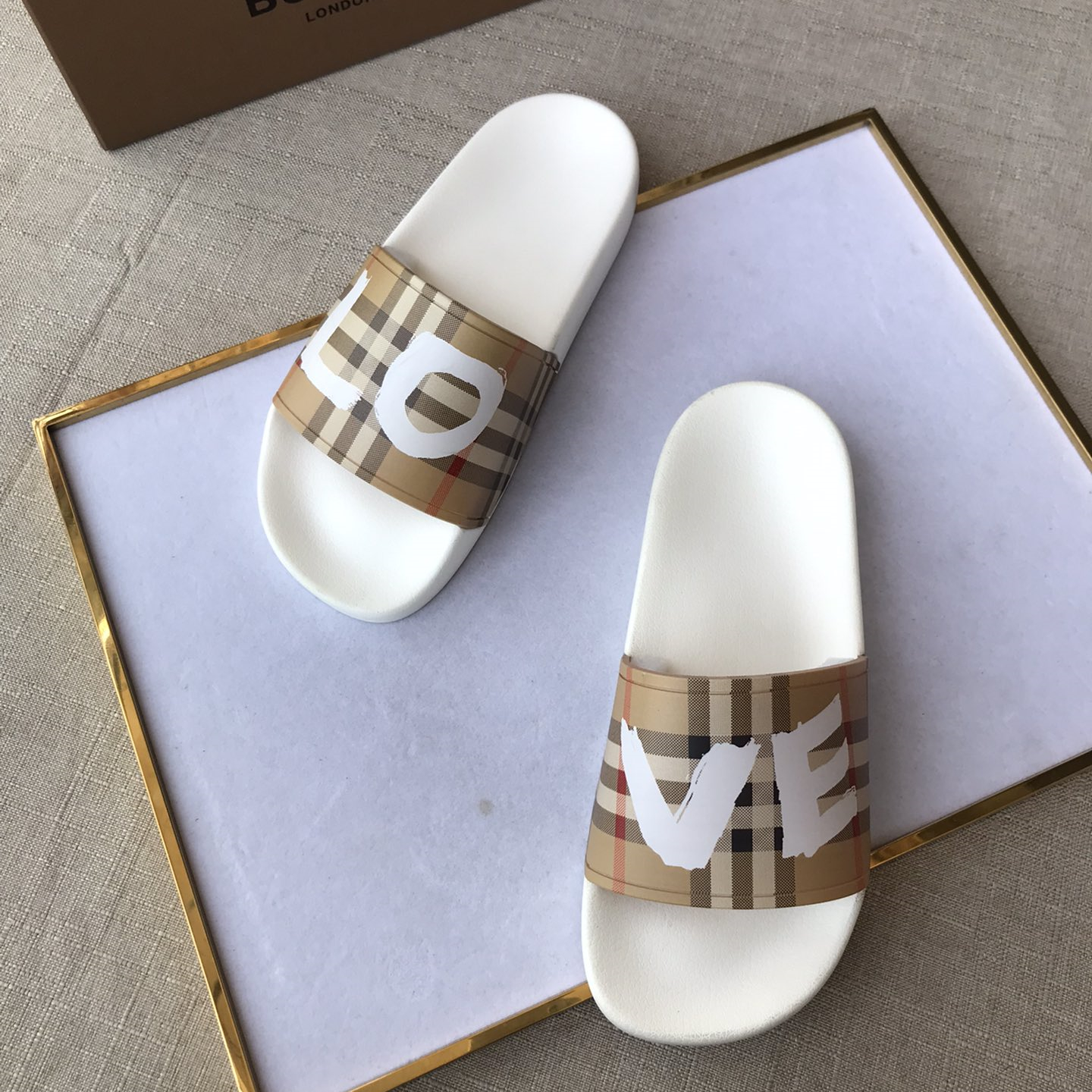 Burberry Mens Women Sandals Gr. 36-46