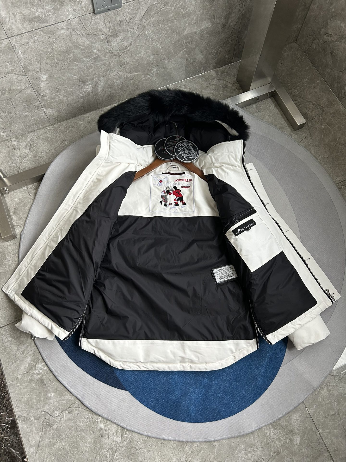 Moose Knuckles 06 Men Winter Jacket Size S-XXL White