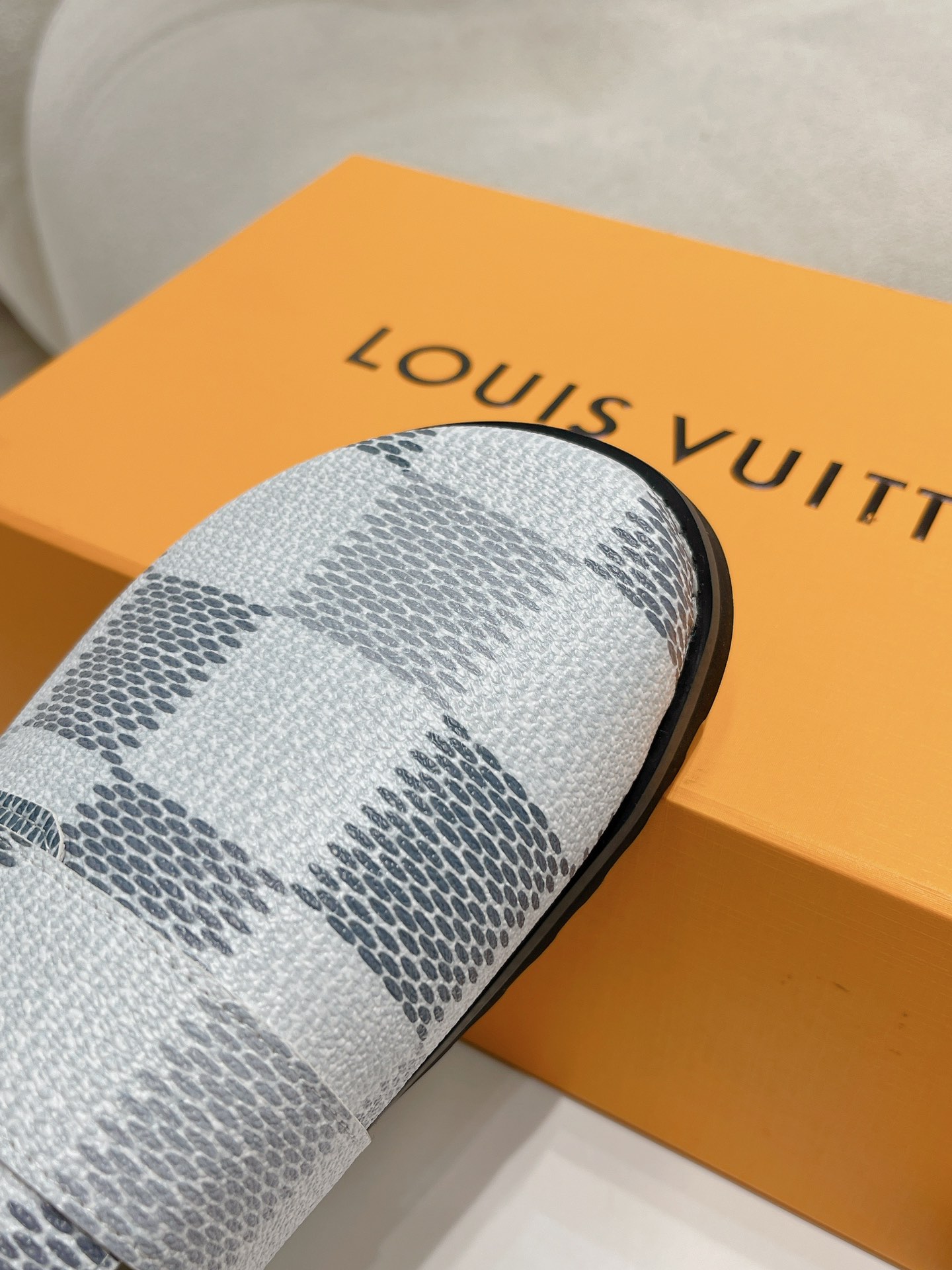 Louis Vuitton Winterbreak Comfert Slippers Size 35-46