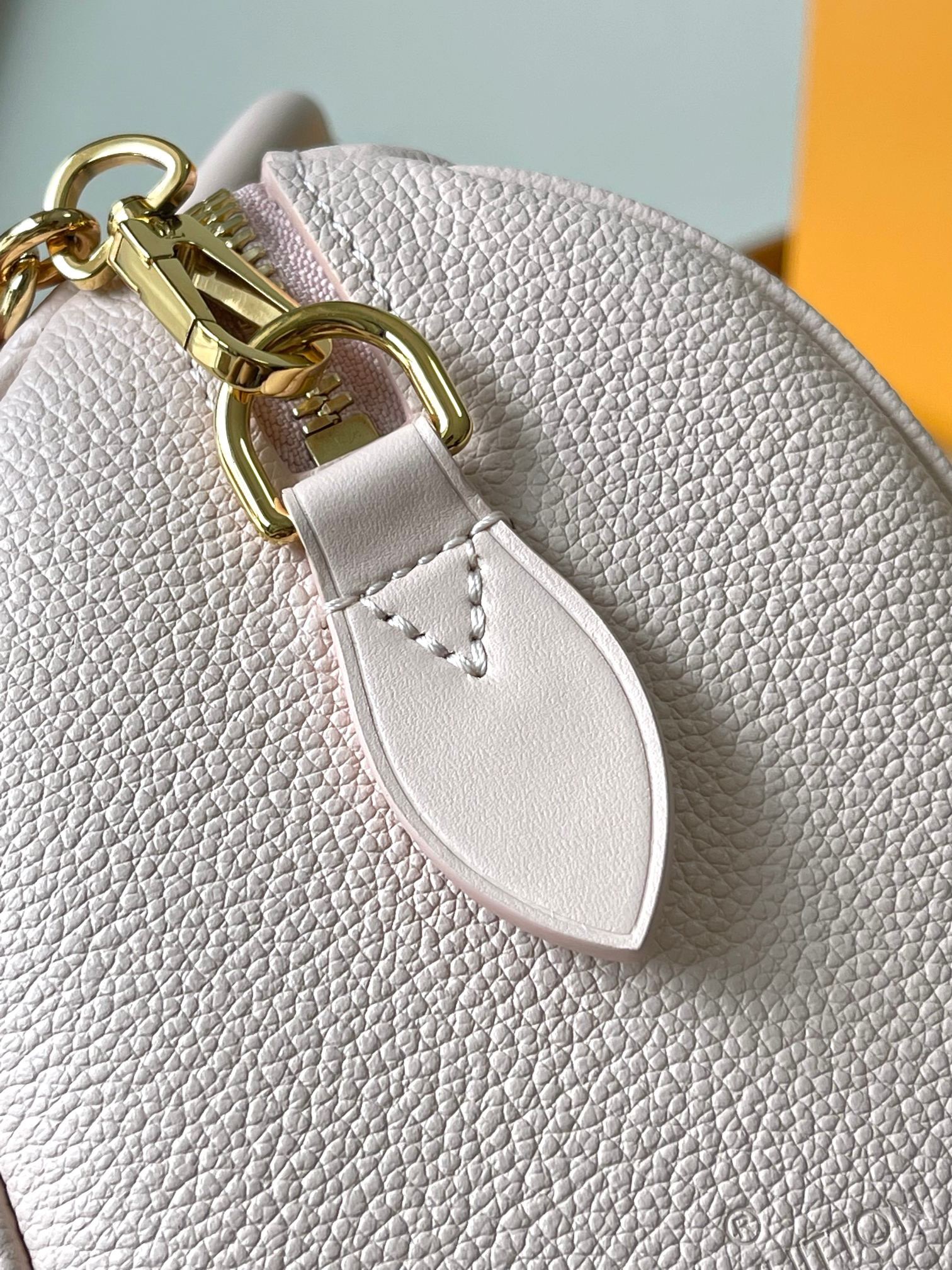 Louis Vuitton M47136 Pink Speedy Bandoulière 20 Women Shoulder Bags Size 20.5*13.5*12cm