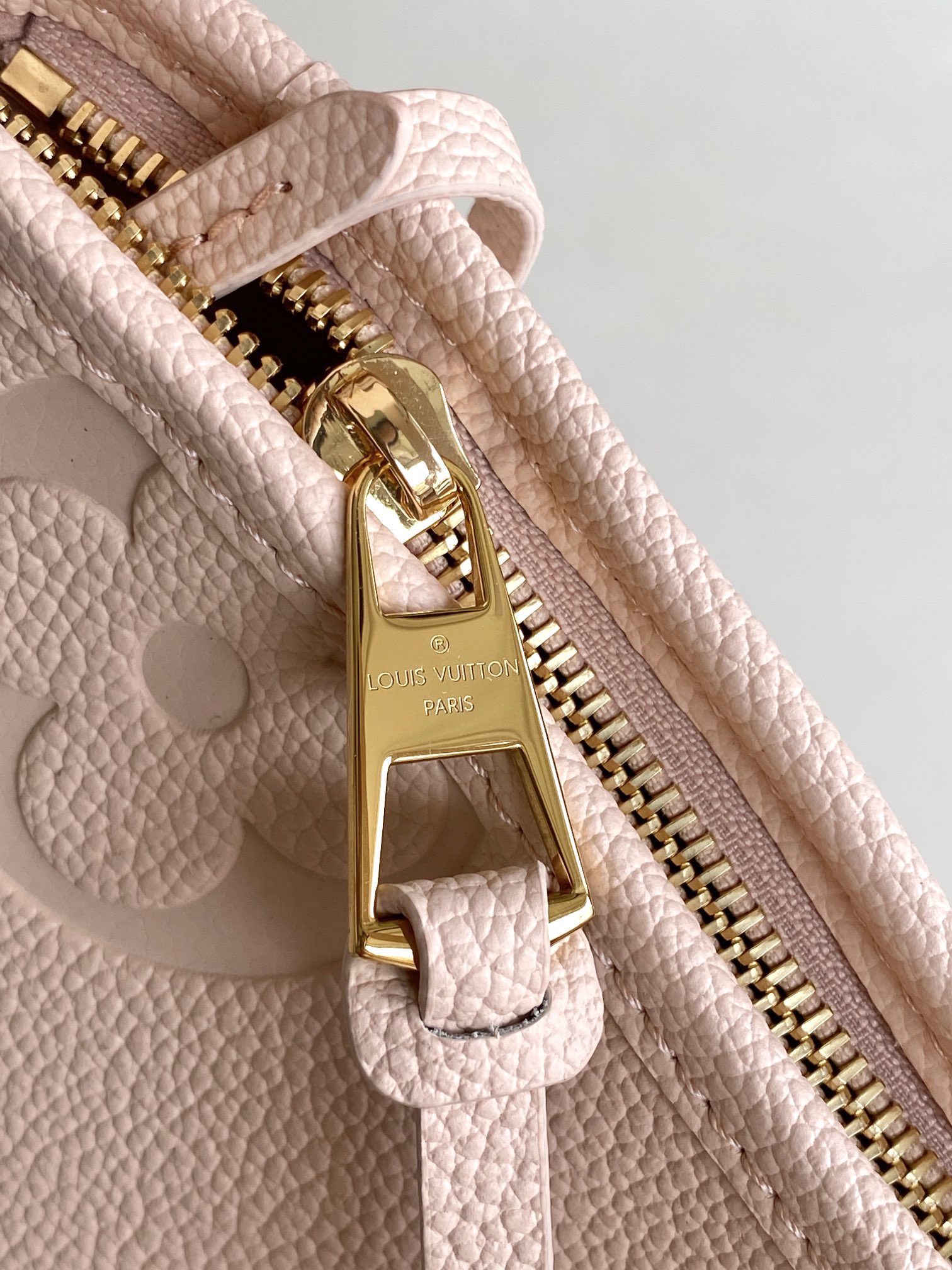 Louis Vuitton M47082 CarryAll Women Bags Size 29*24*12cm