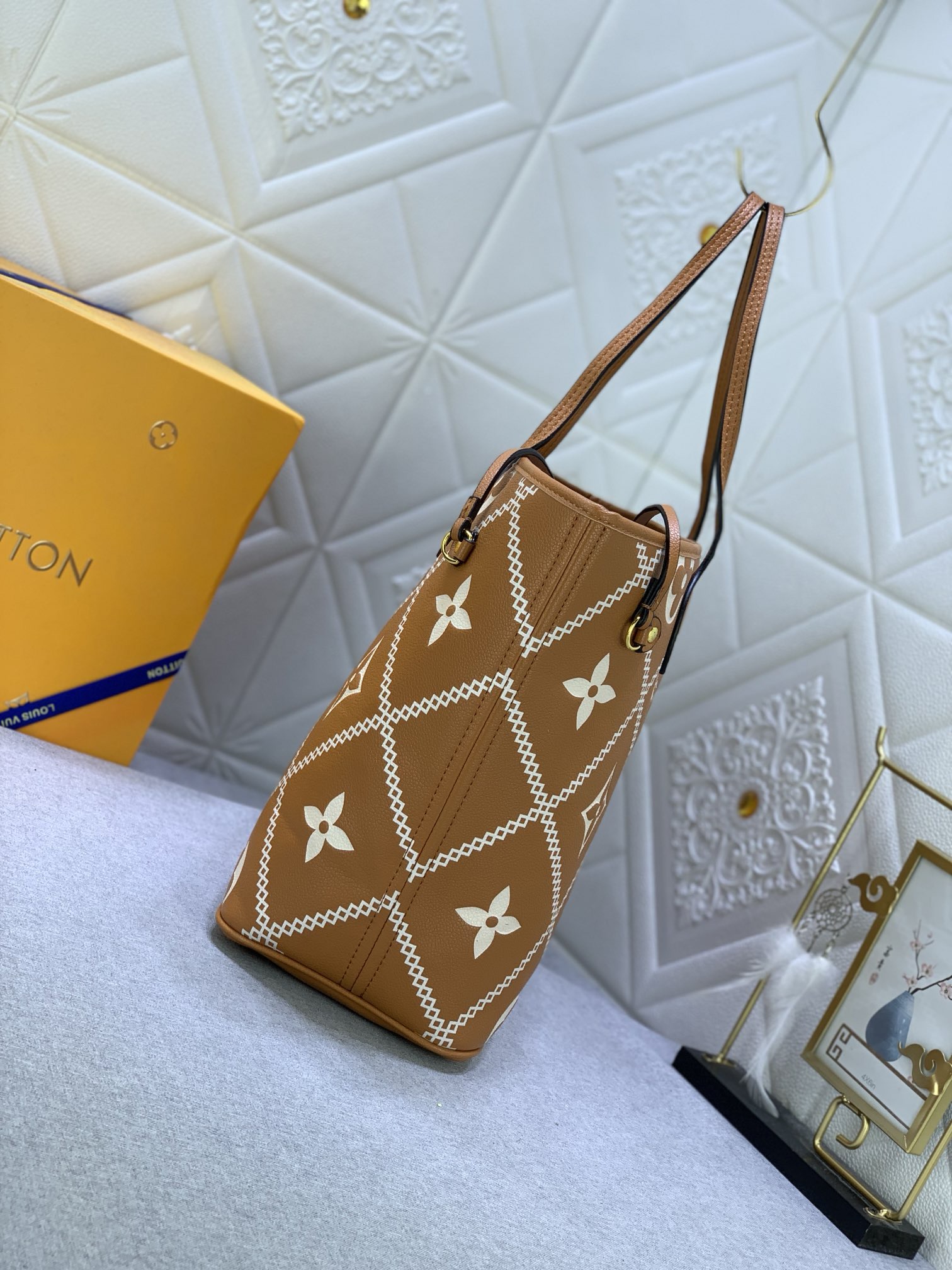 Louis Vuitton Shopping Bags 31*28*14cm