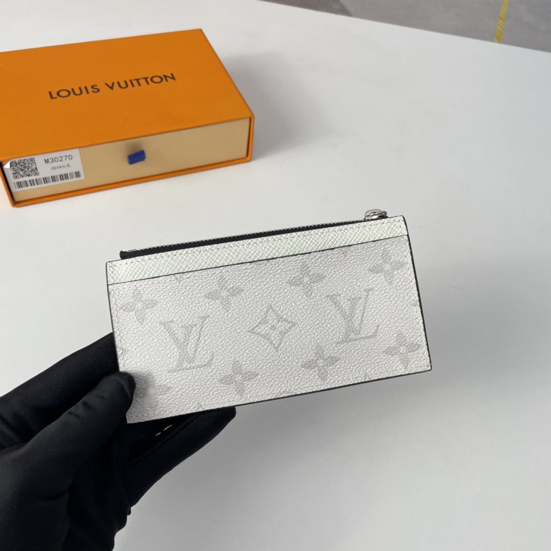 Louis Vuitton M64038 Card Holder Size 14*8cm