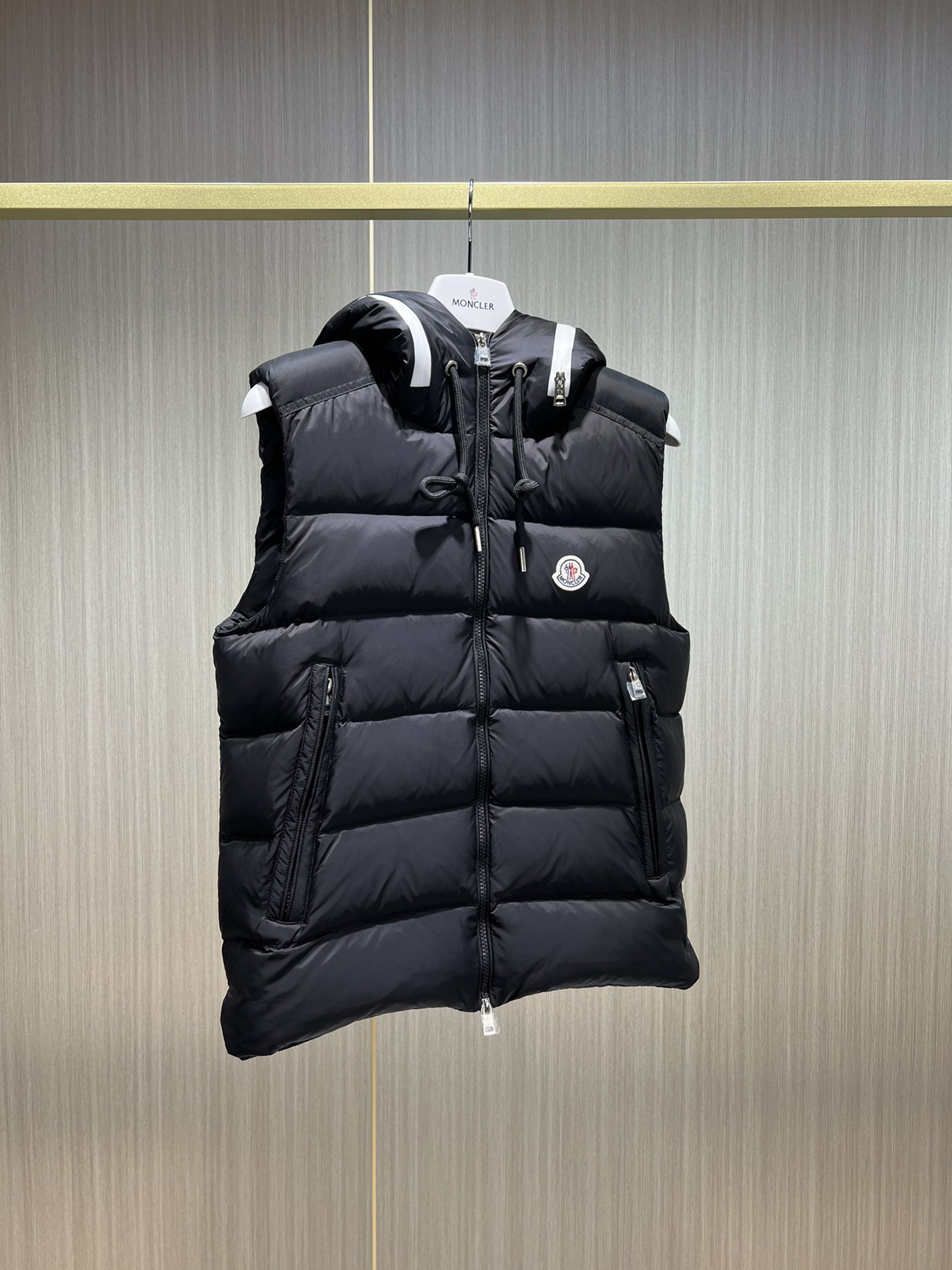 Moncler Cardamine Winter Vest Size 1-5
