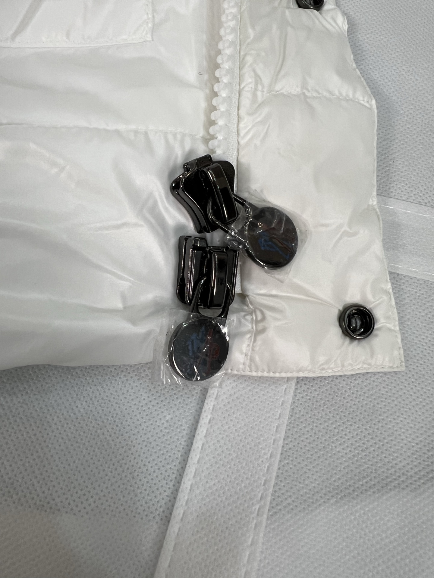 Moncler Tibb Men Winter Vest Size 1-5