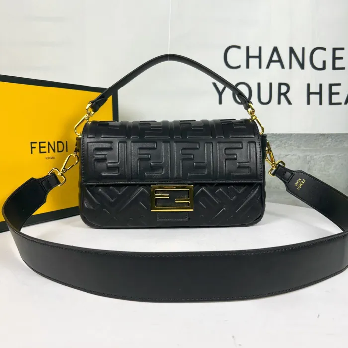 Fendi Baguette Women Shoulder Bags 27*6*15cm