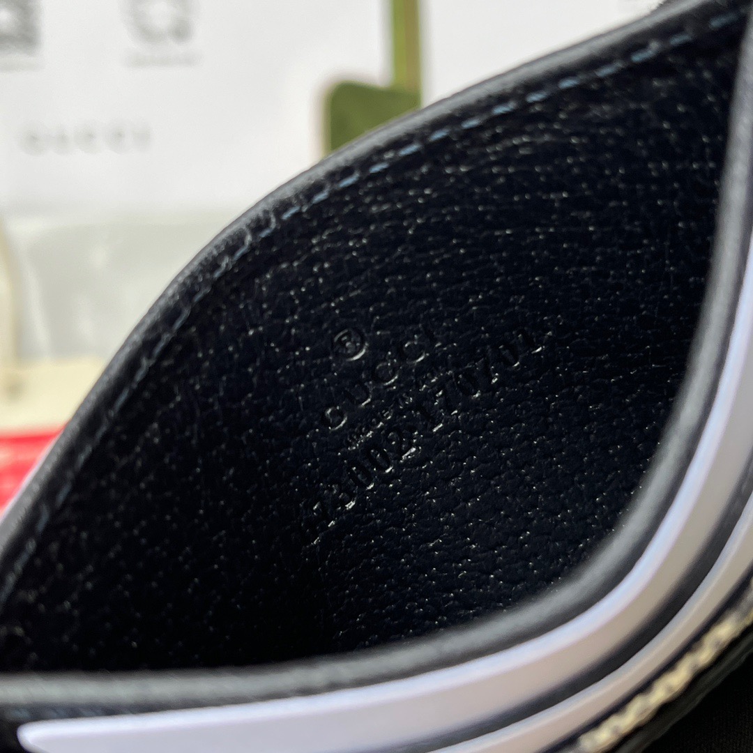 Gucci GG Card case with Interlocking Size 10*7cm Style: 673002