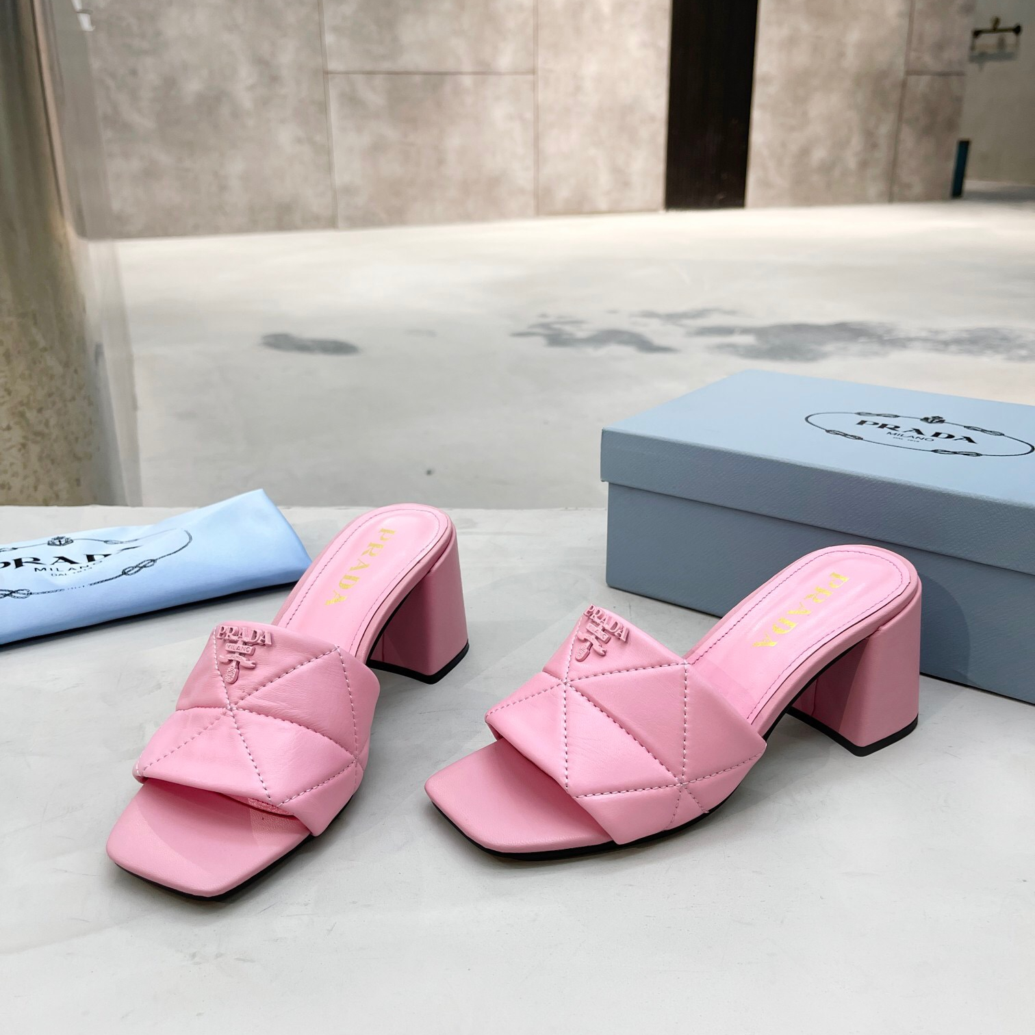 Prada Quilted Leather Pumps Size 35-41 5-Color