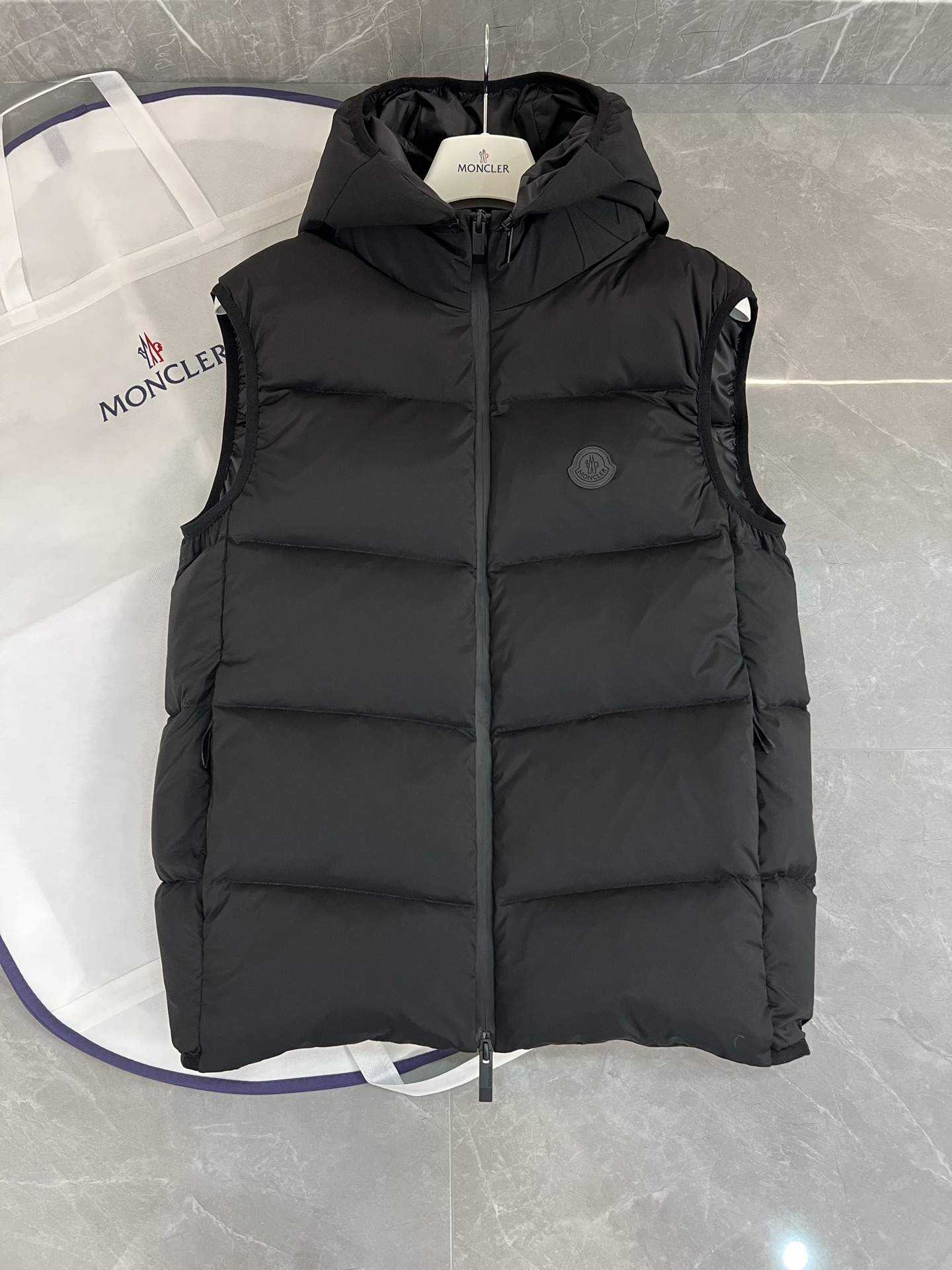 Moncler Guersac Men Winter Vest Size 1-5