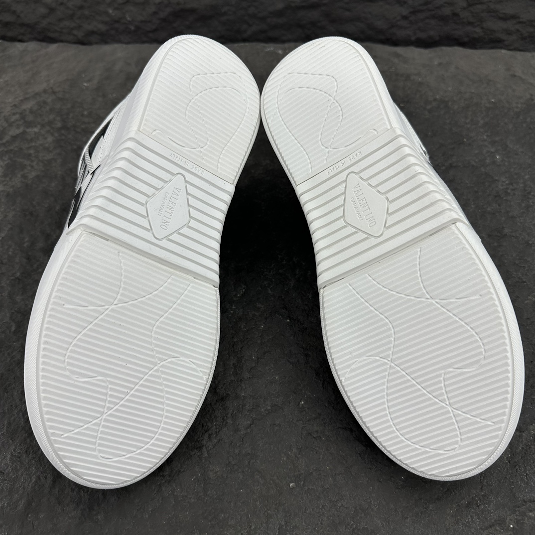 Valentino VL7N Low-Top Sneaker Size 36-45