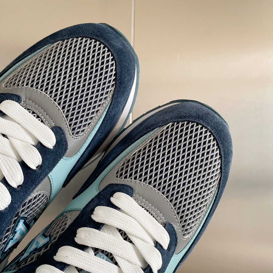 Louis Vuitton Run Away Sneaker Size 40-45