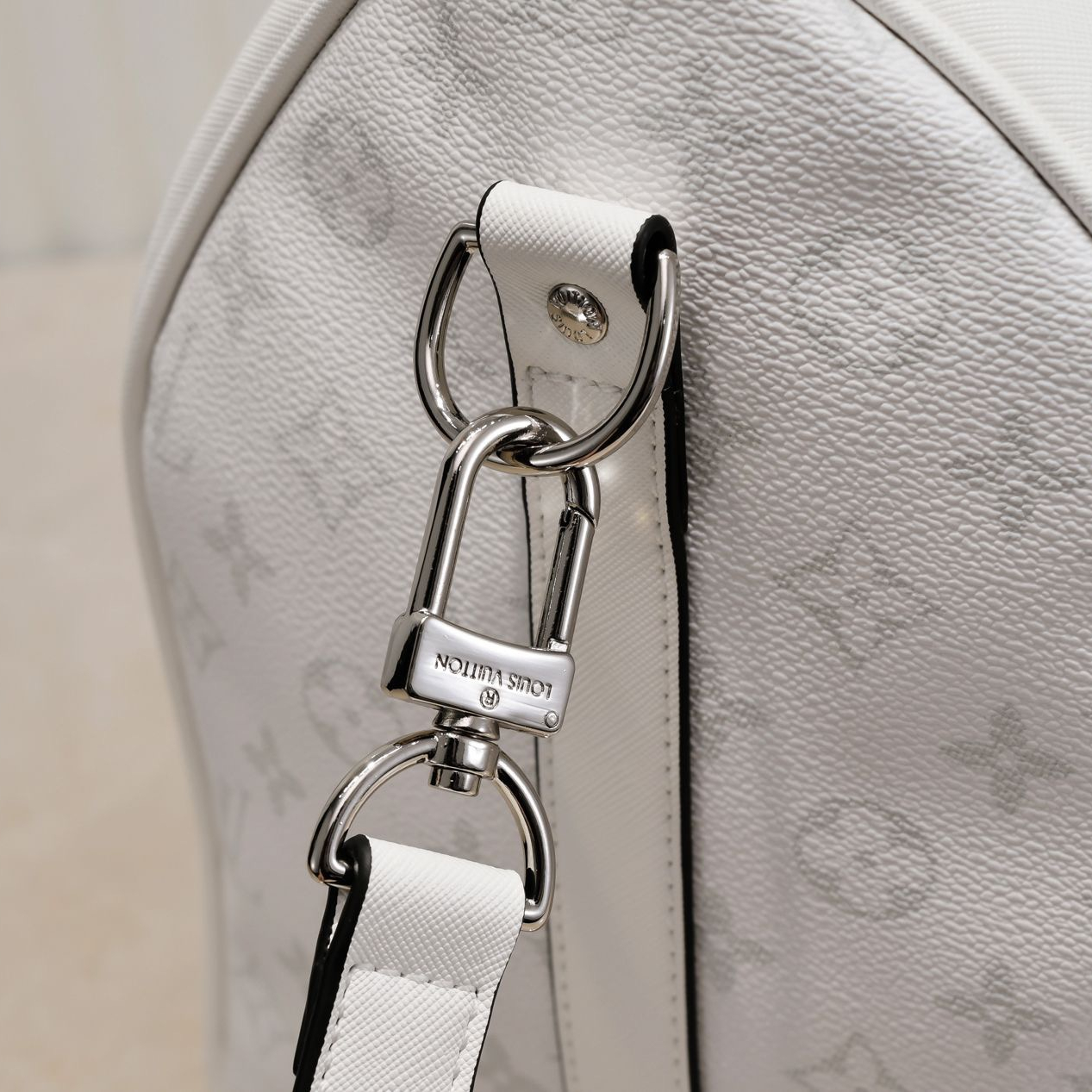 Louis Vuitton Keepall Travel Bags Size 45*27*20cm