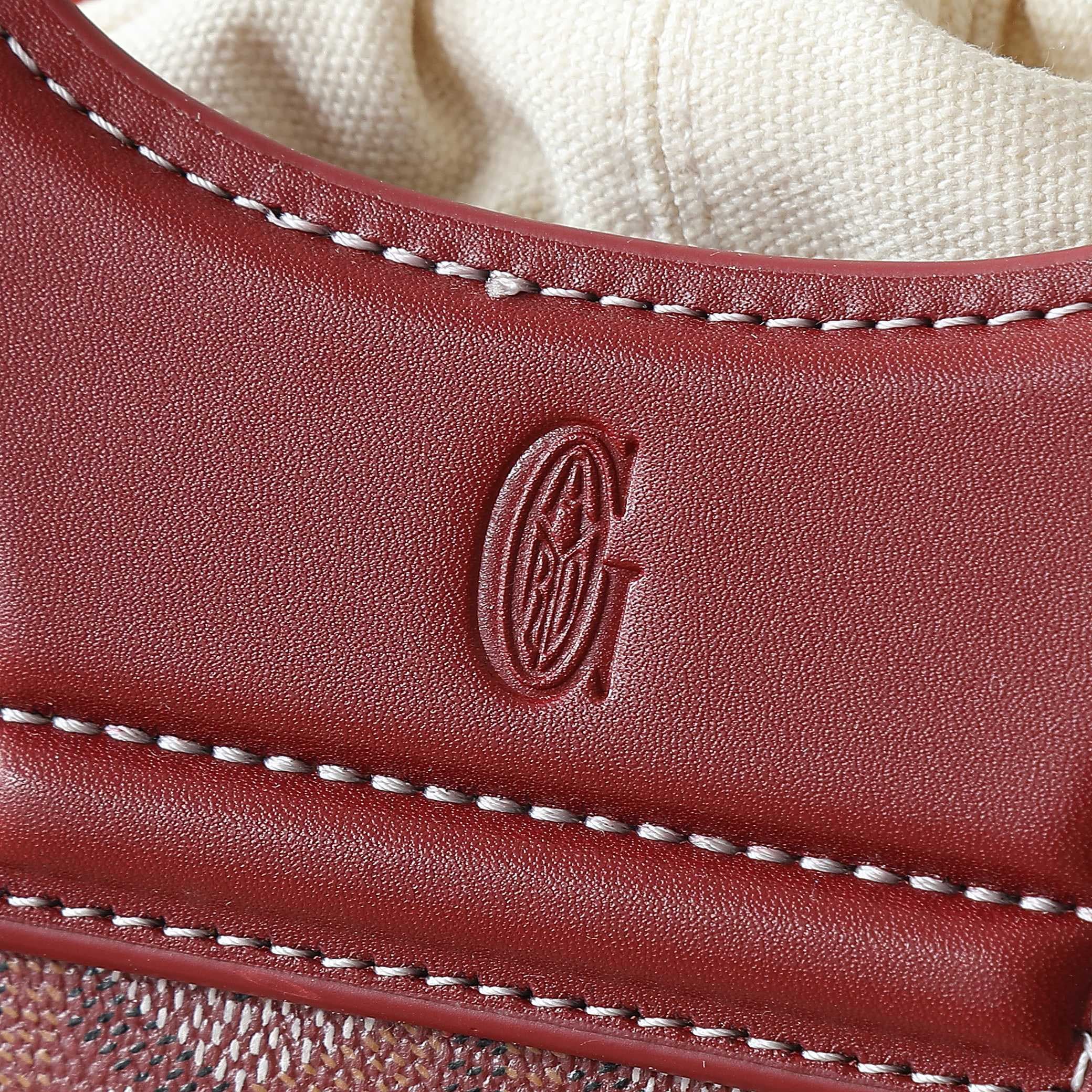 Goyard Beluga Shoulder Bags Size 23*18.5*8cm