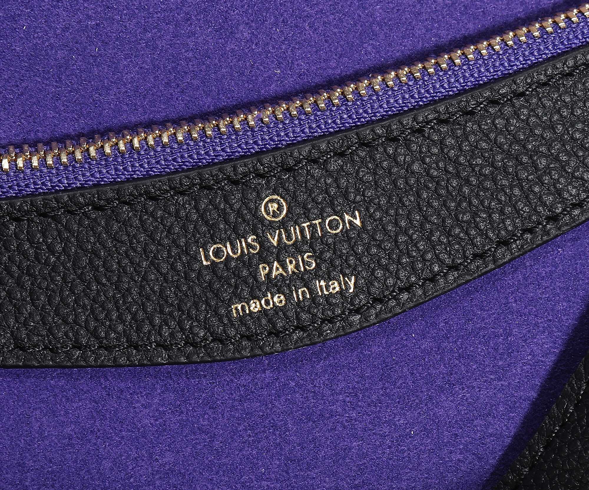 Louis Vuitton M46386 Diane Women Bags Size 24*15*9cm