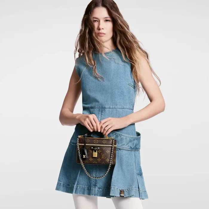 Louis Vuitton M47125 Vanity Chain Pouch Shoulder Bags Size 19*11*6cm