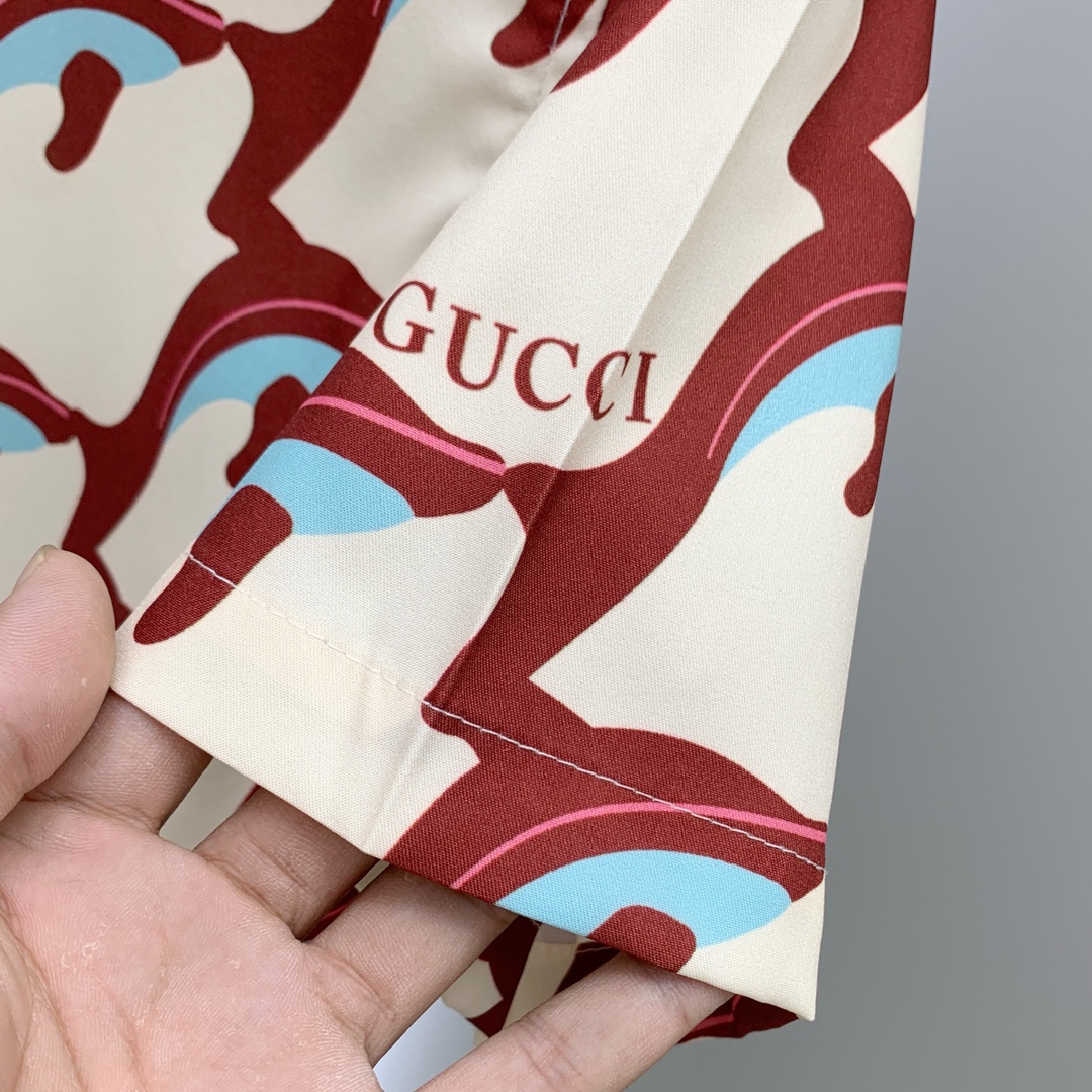 Gucci Sommeranzug Size M-XXL