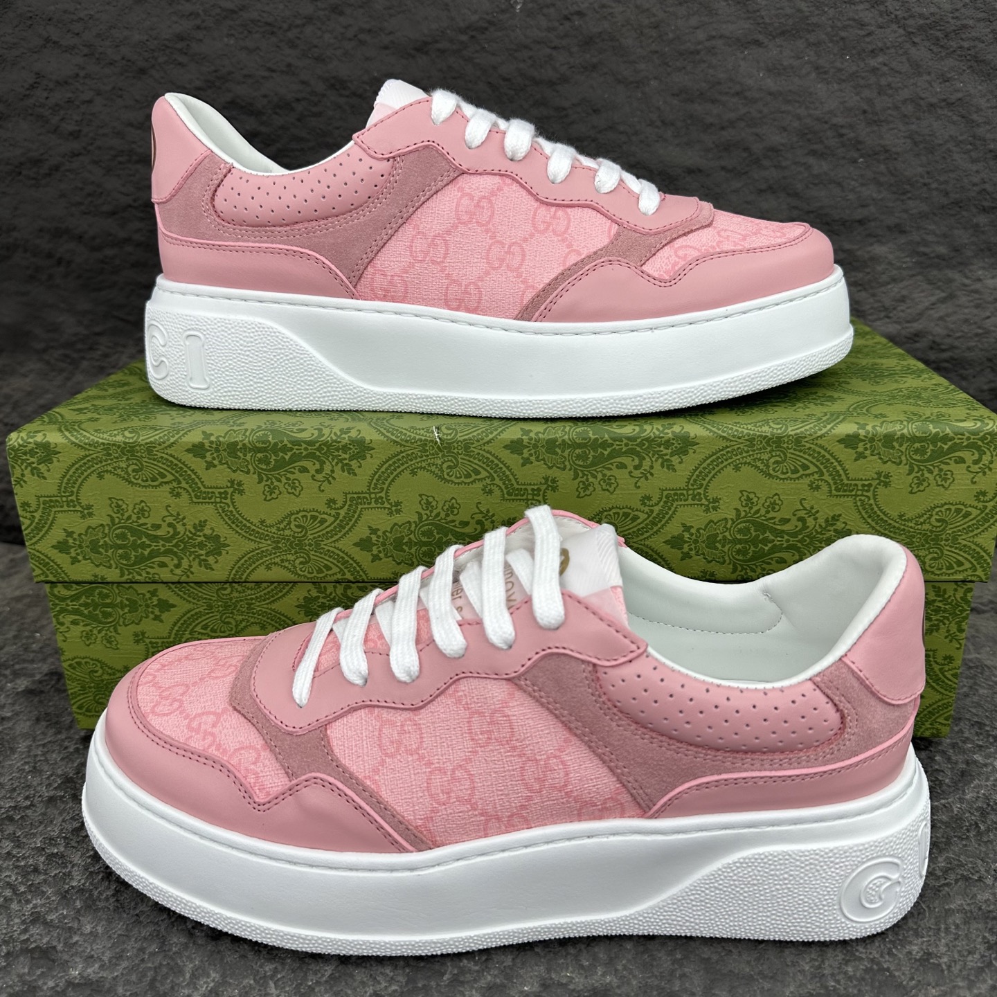 Gucci GG Supreme Sneaker Size 36-46