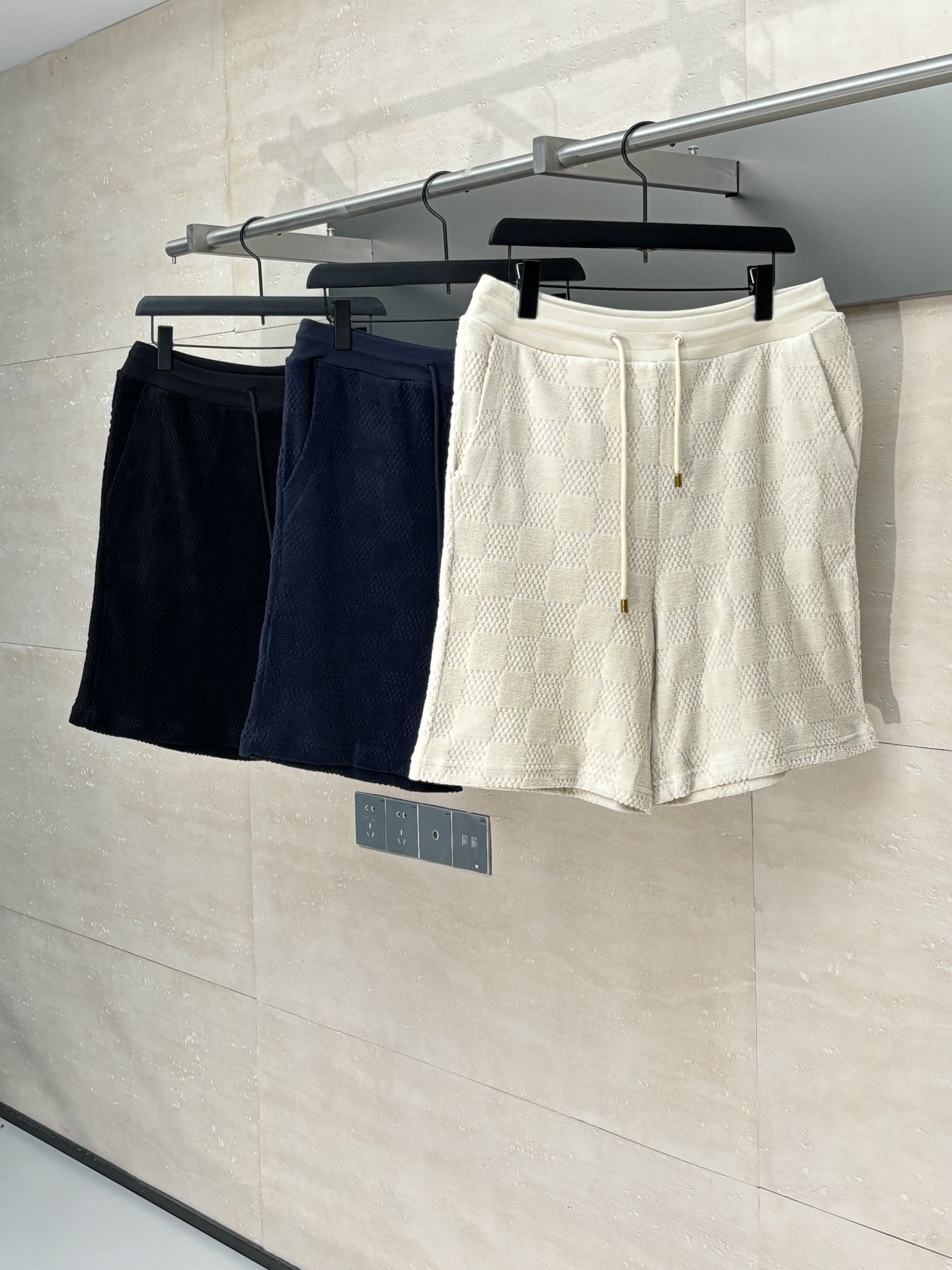 Louis Vuitton 25ss Damier Shorts Size S-XL