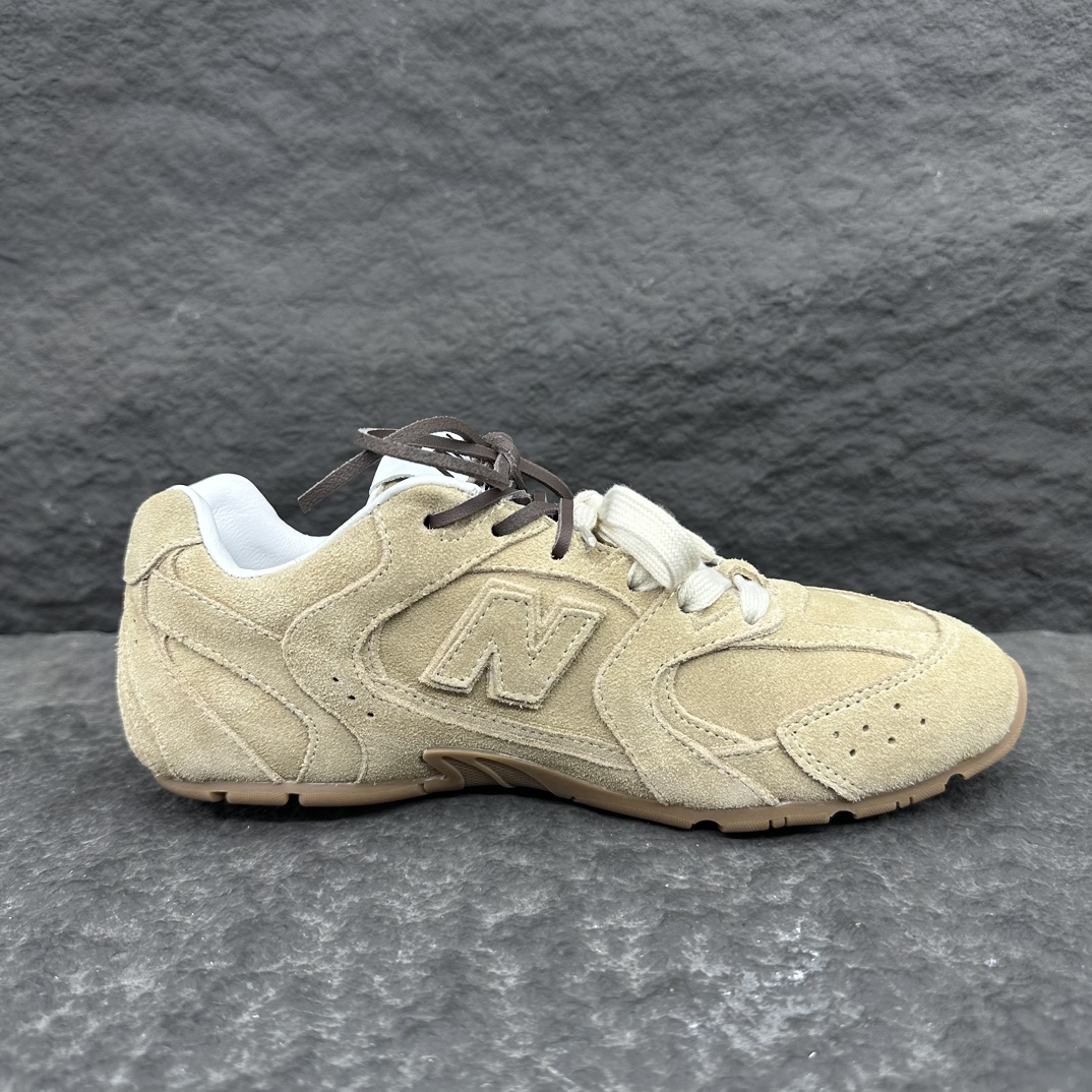 MiuMiu x New Balance Sneaker Size 35-46
