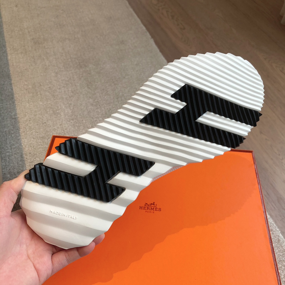 Hermes Bouncing Sneaker Size 36-46