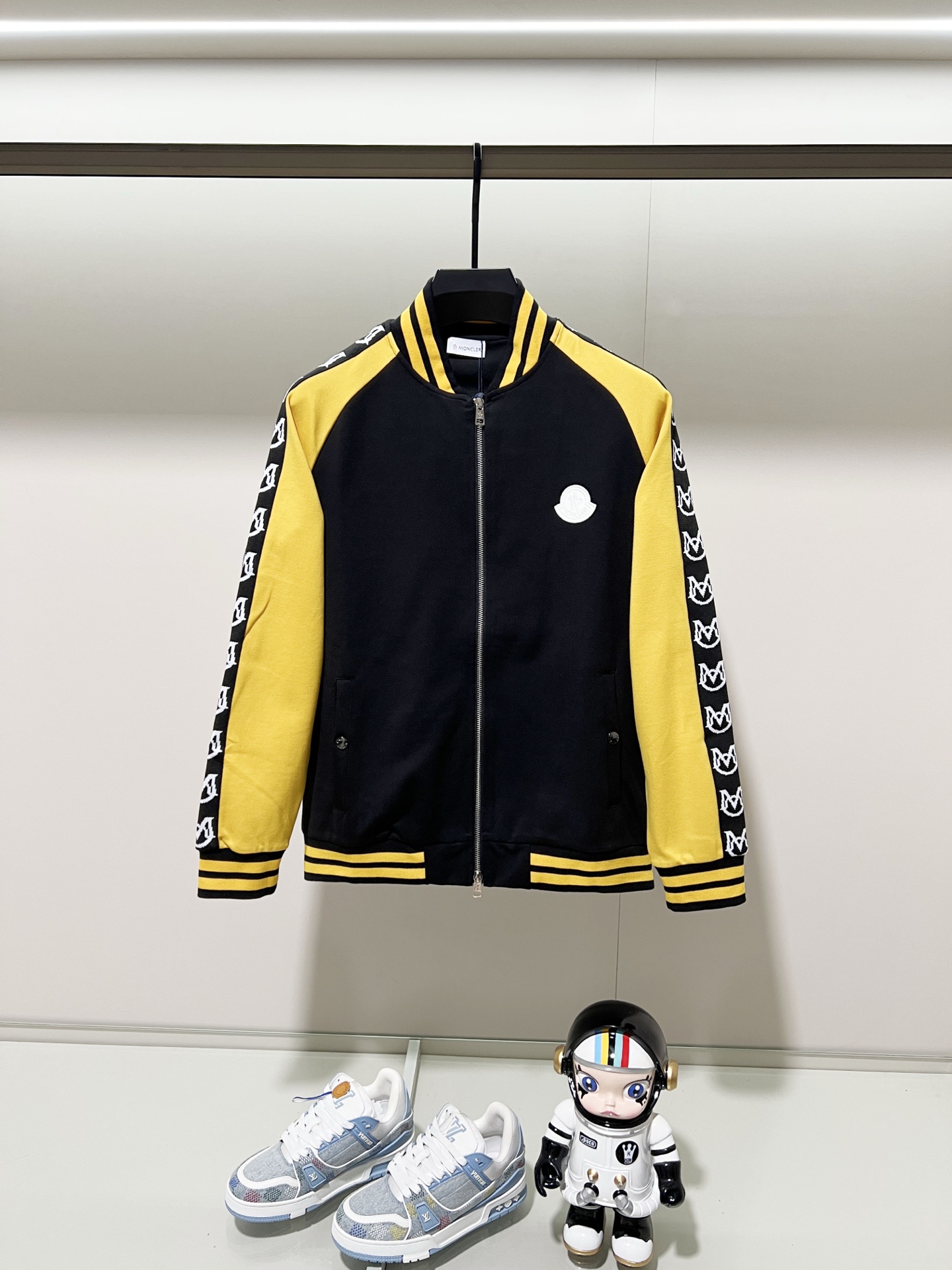 Moncler Unisex Jacket Size S-XXL