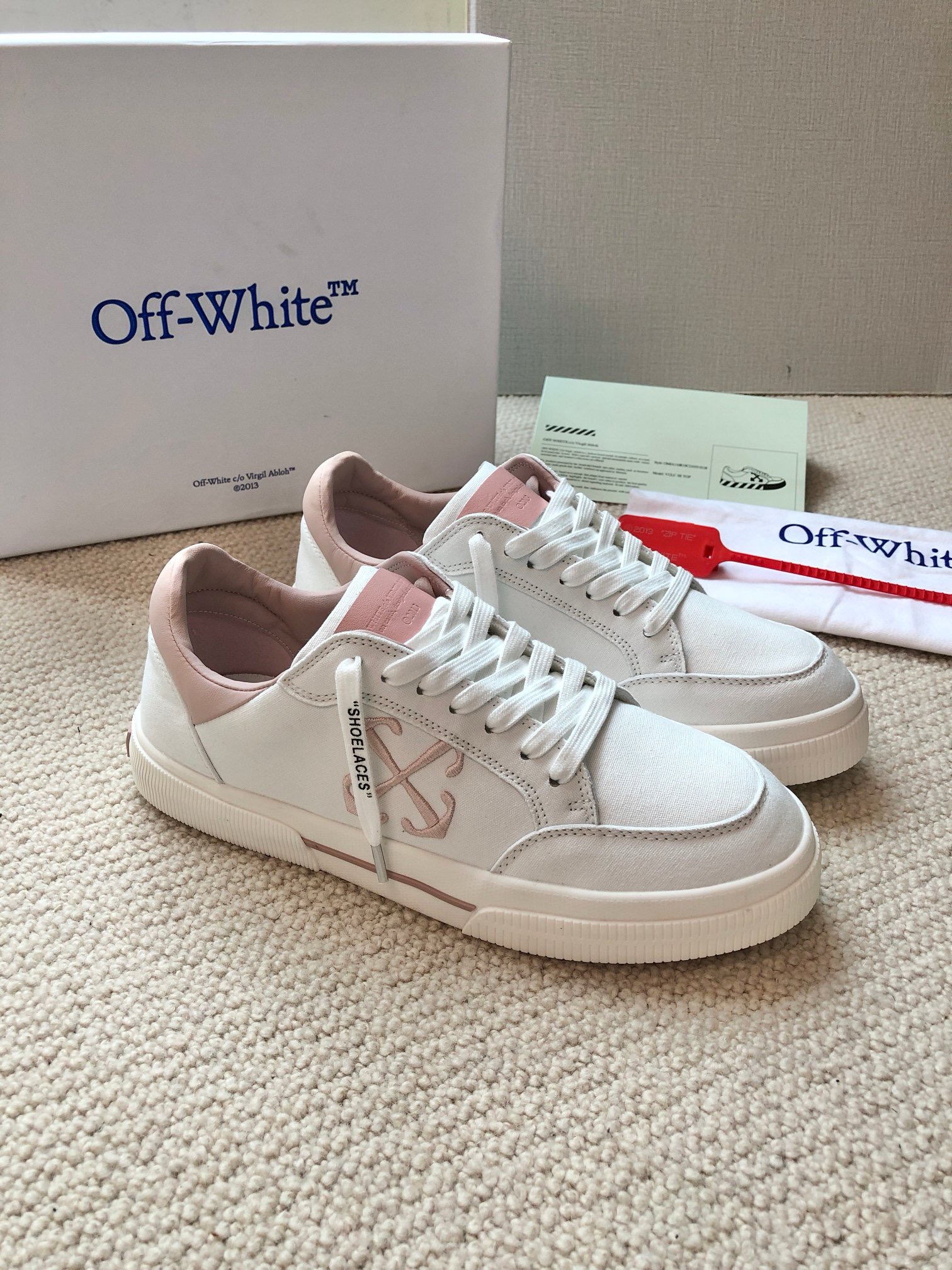 OFF White 2024ss New Low Vulcanized Sneaker Size 36-45