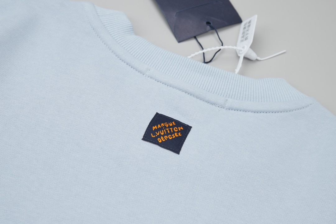 Louis Vuitton Unisex Sweatshirt Size S-XL