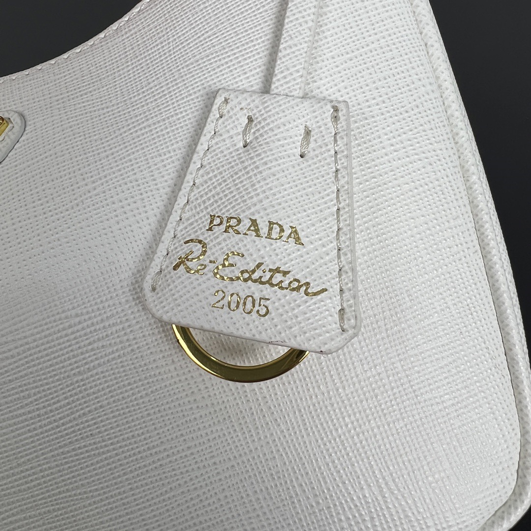 Prada 1BC204 Saffiano Leather Shoulder Bags Size 22*18*6cm