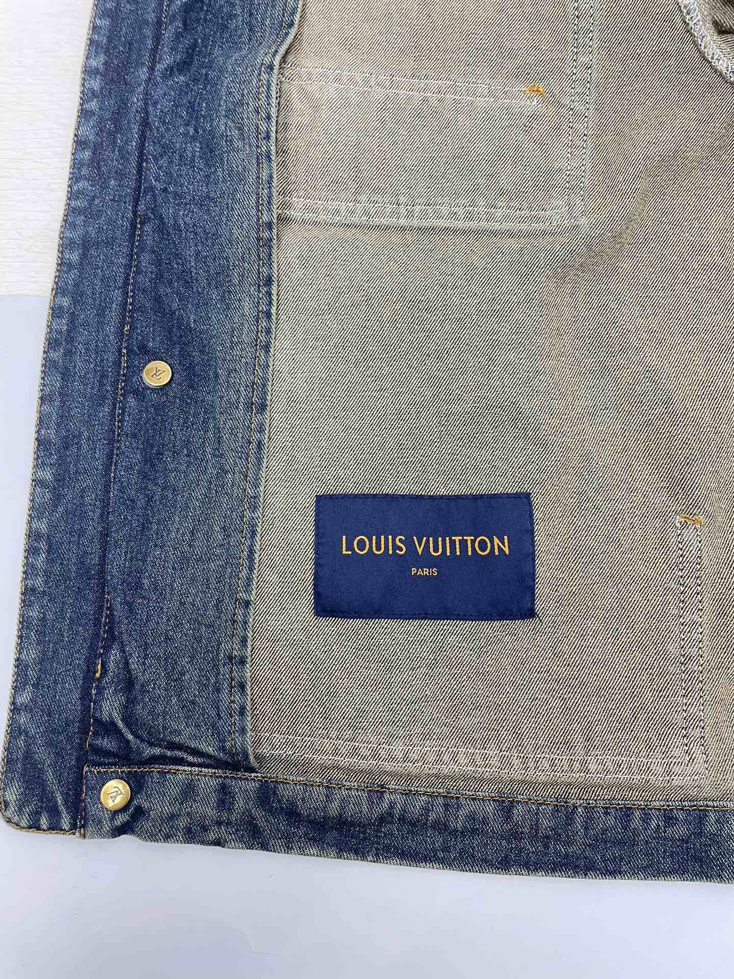 Louis Vuitton Unisex Jacket Size S-XL