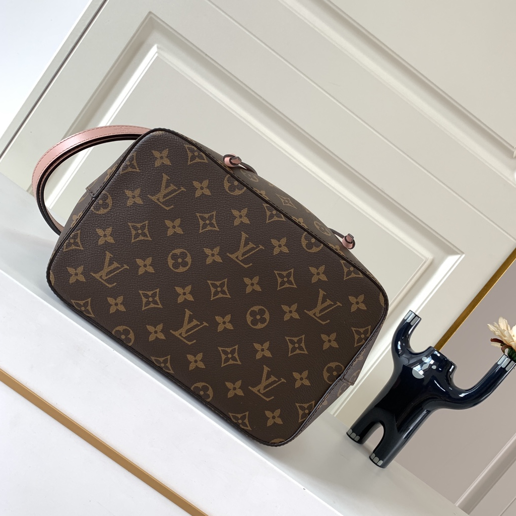 Louis Vuitton M44022 NéoNoé Women Bags Size 27*26*22cm