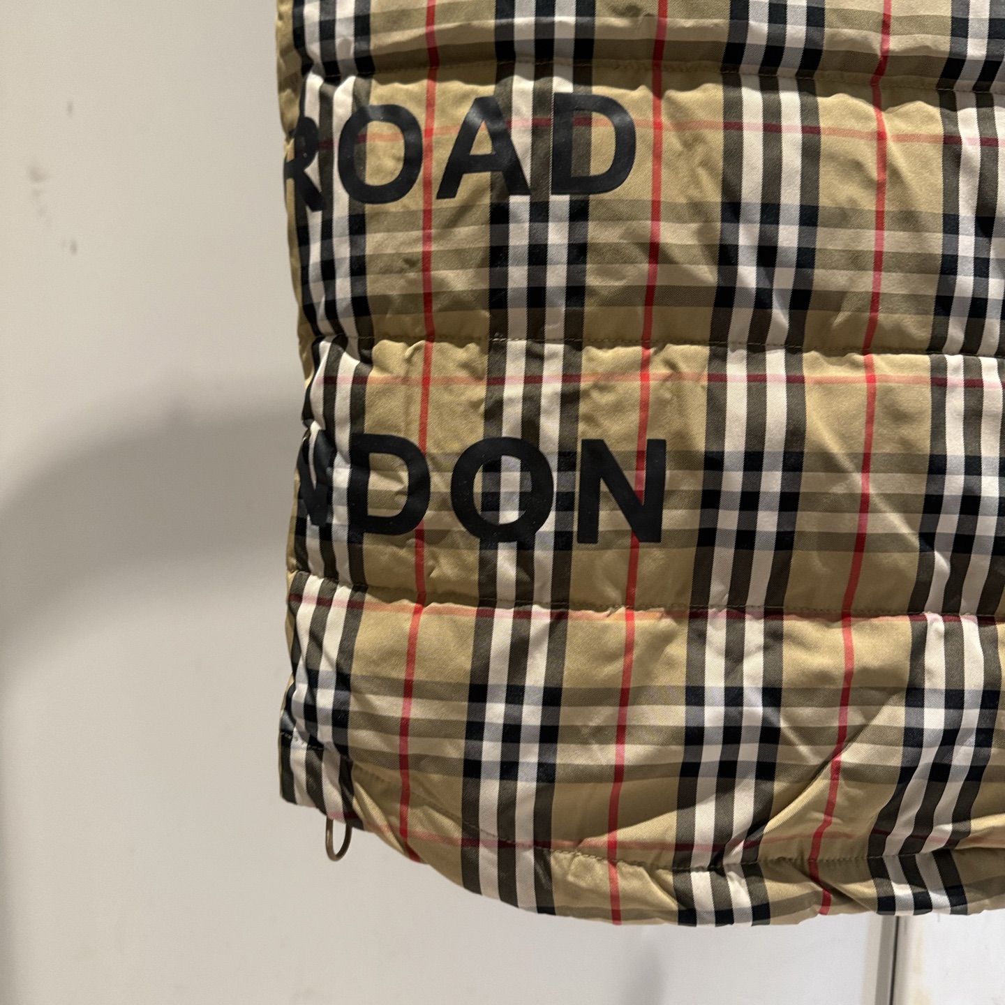 Burberry Unisex Winter Vest Size S-XL