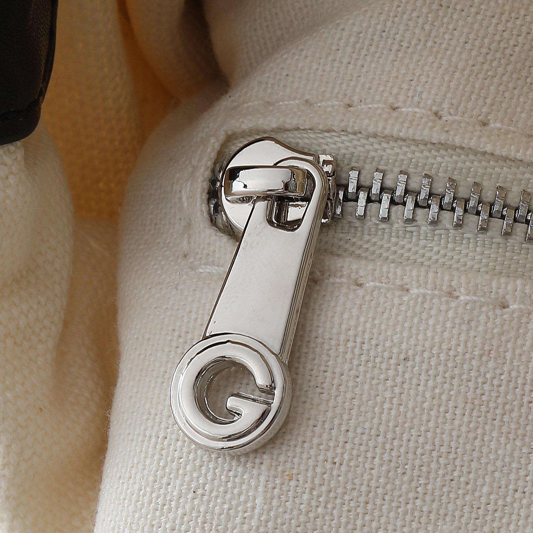 Goyard Beluga Shoulder Bags Size 23*18.5*8cm