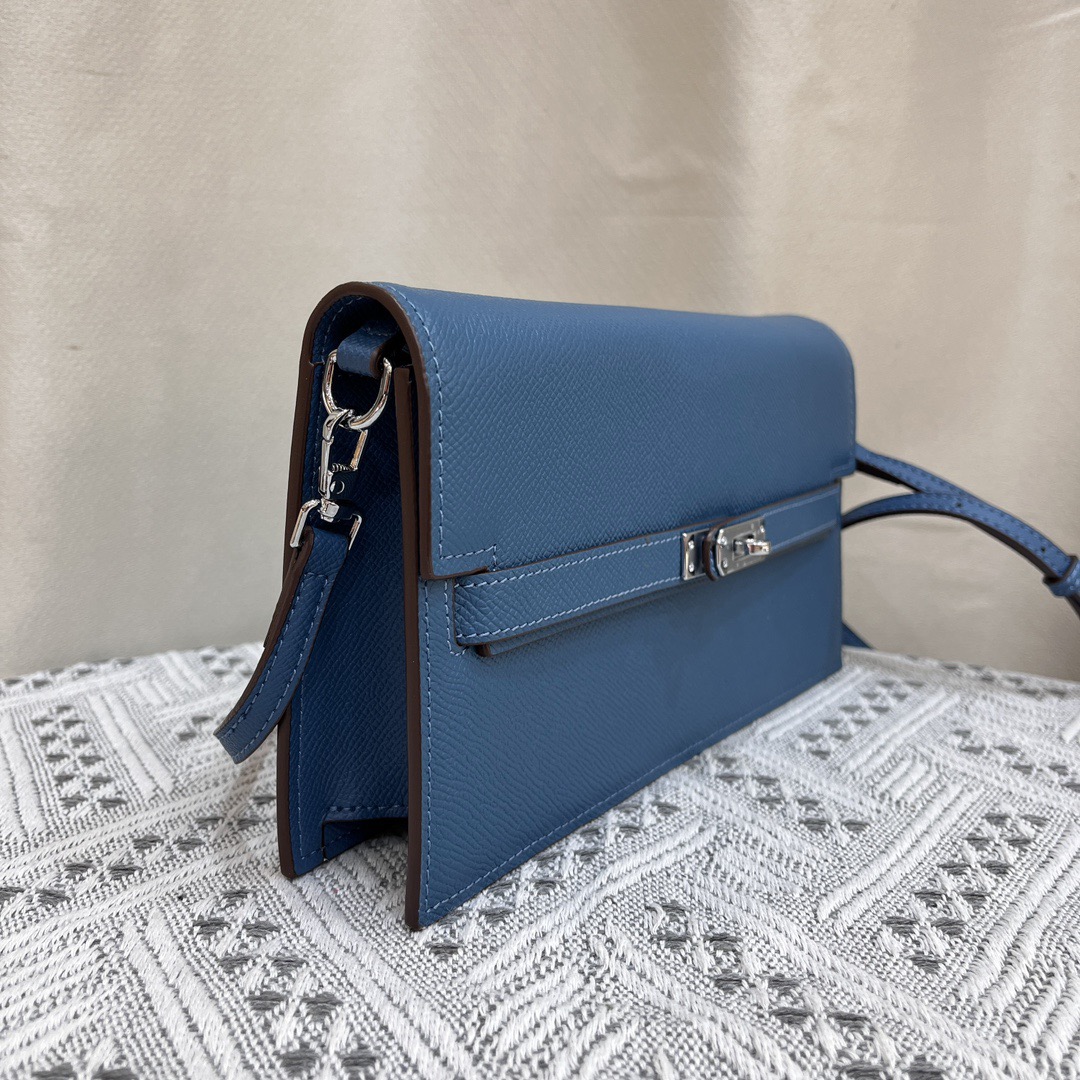 Hermes Elan Shoulder Bags Size 24cm