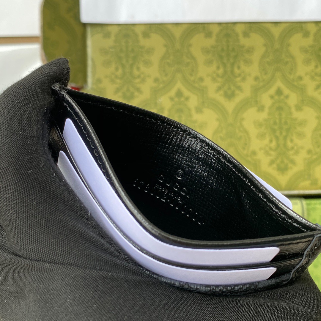 Gucci GG Card case with Interlocking Size 10*7cm Style: 673002