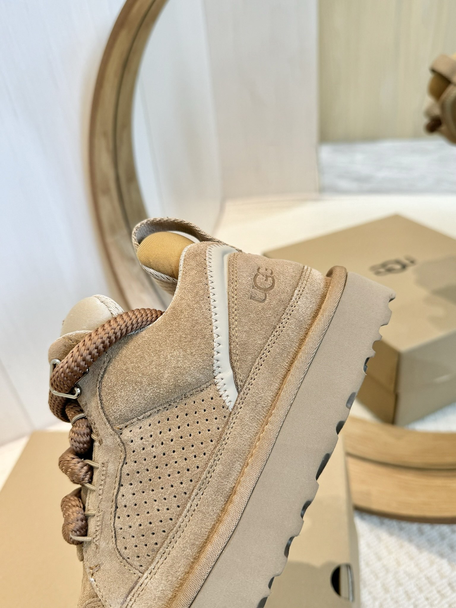 UGG Women Boots Size 35-40