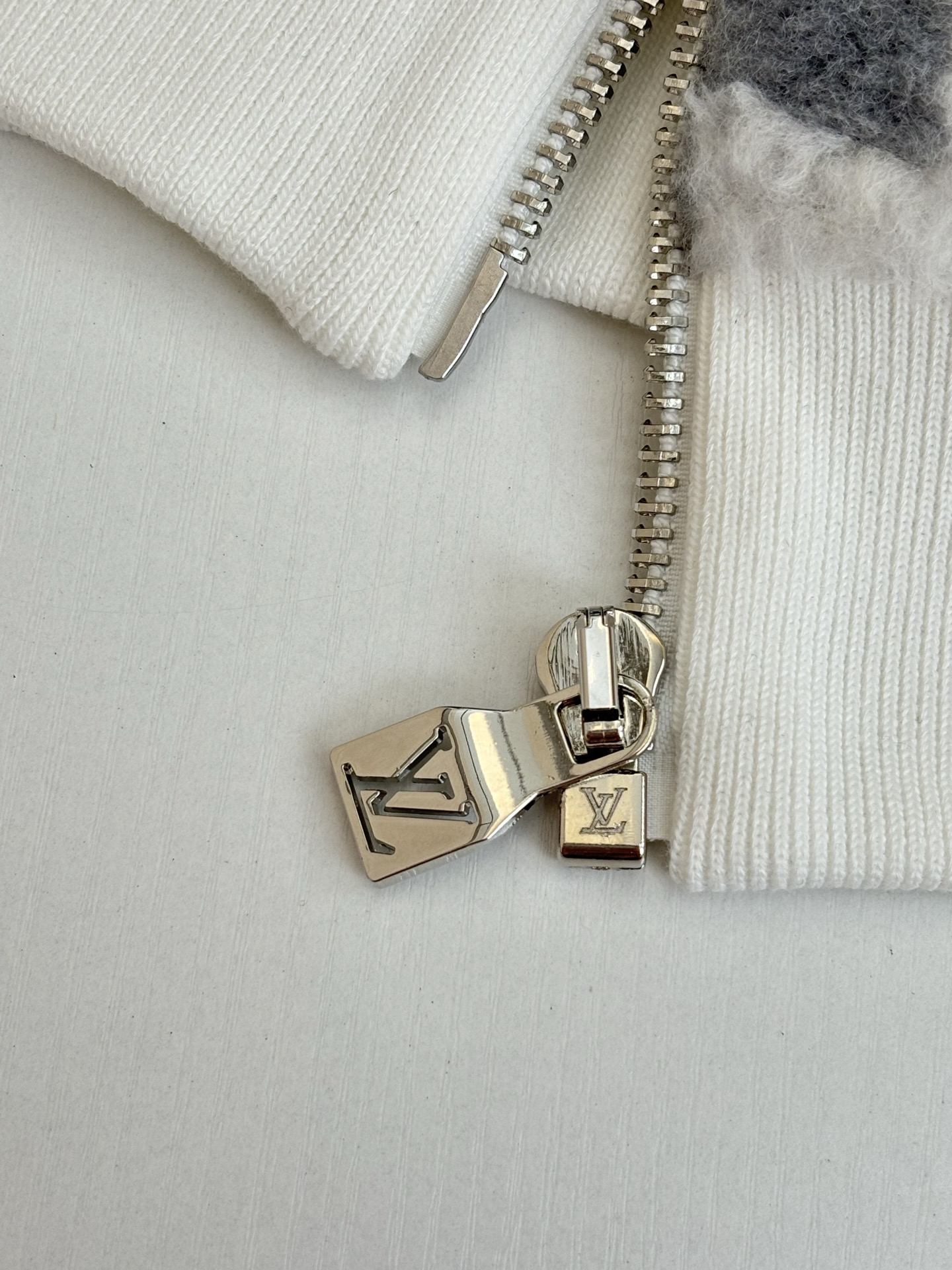 Louis Vuitton Unisex Jacket Size S-XL