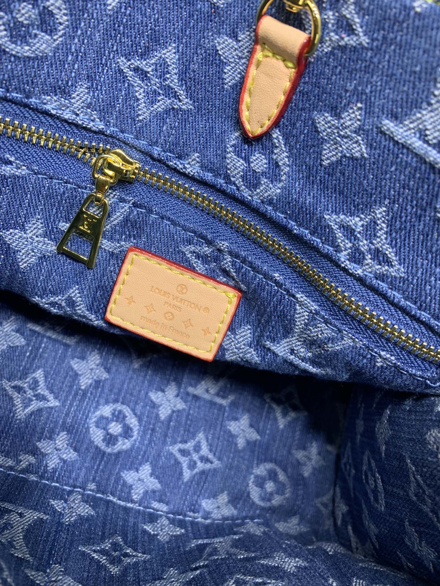 Louis Vuitton M46373 OnTheGo Monogram Reverse Giant Denim Cowboy Shoulder Bags Size 25*19*11.5cm