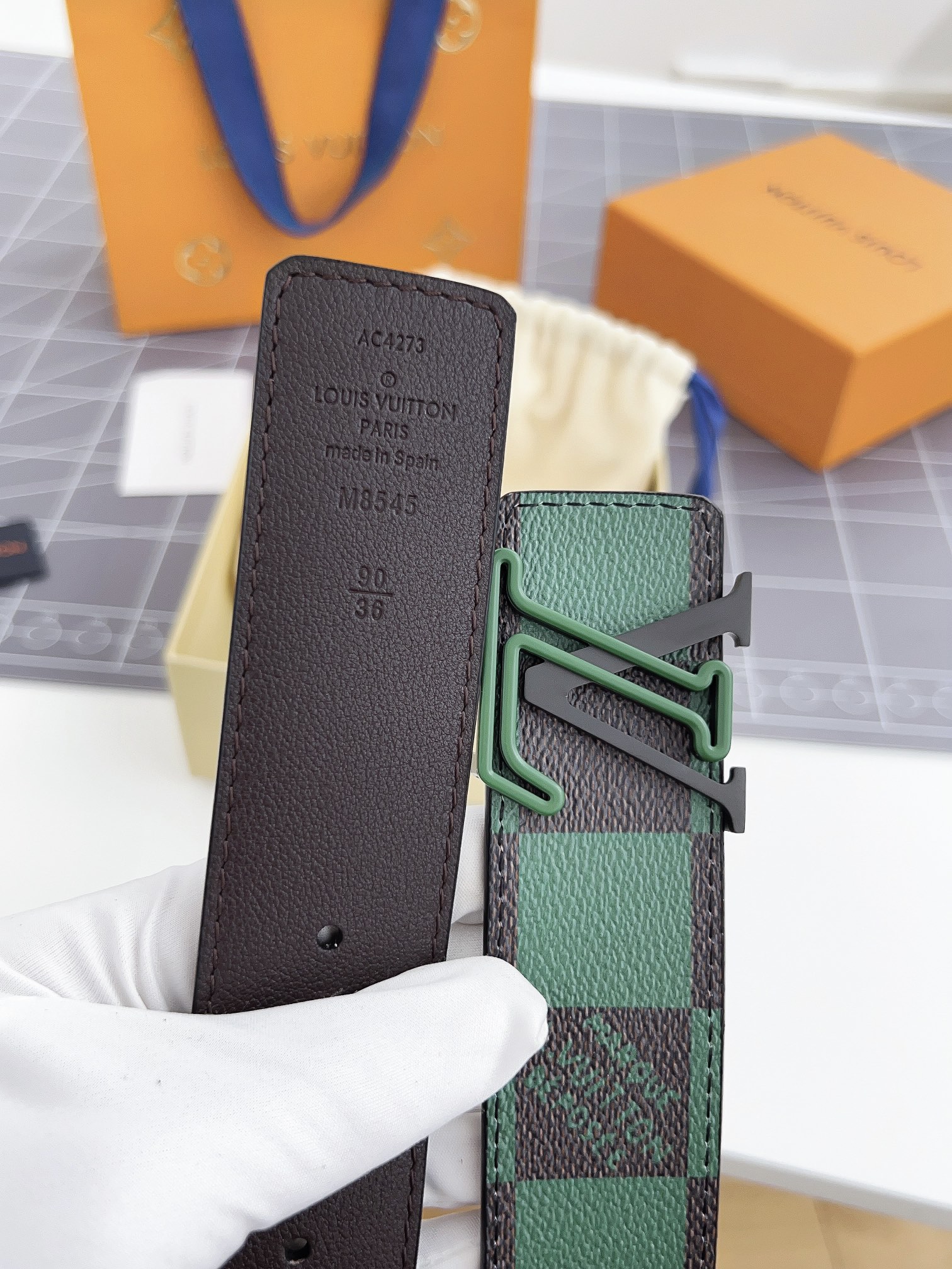 Louis Vuitton Men Belt Width 4cm