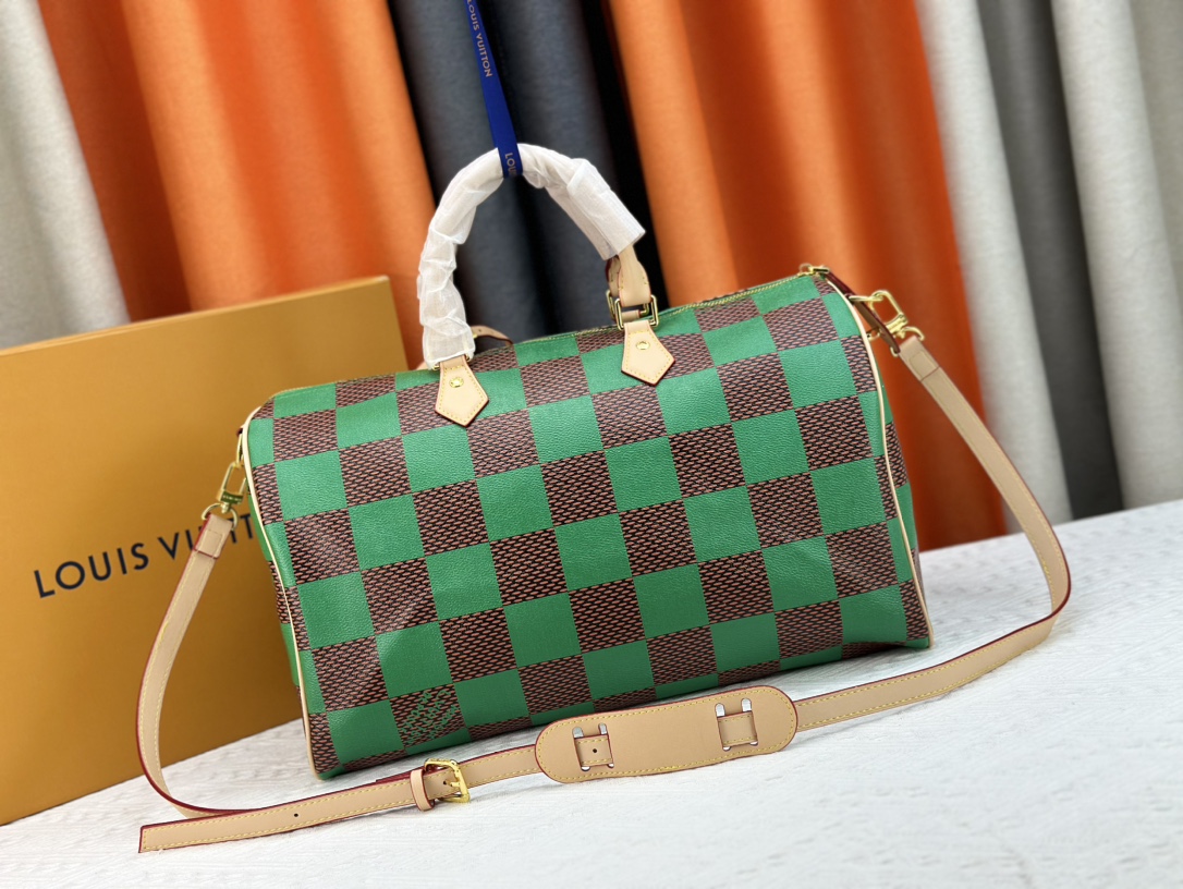 Louis Vuitton M24422 Speedy P9 Bandoulière 40 Monogram Leather Pharrell Williams Travel Bags Size 40*26*23cm