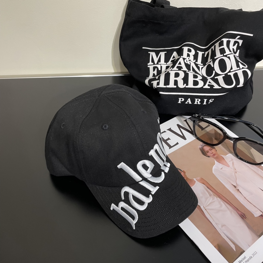 Balenciaga Baseball Cap